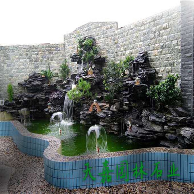 新疆小庭院水景设计